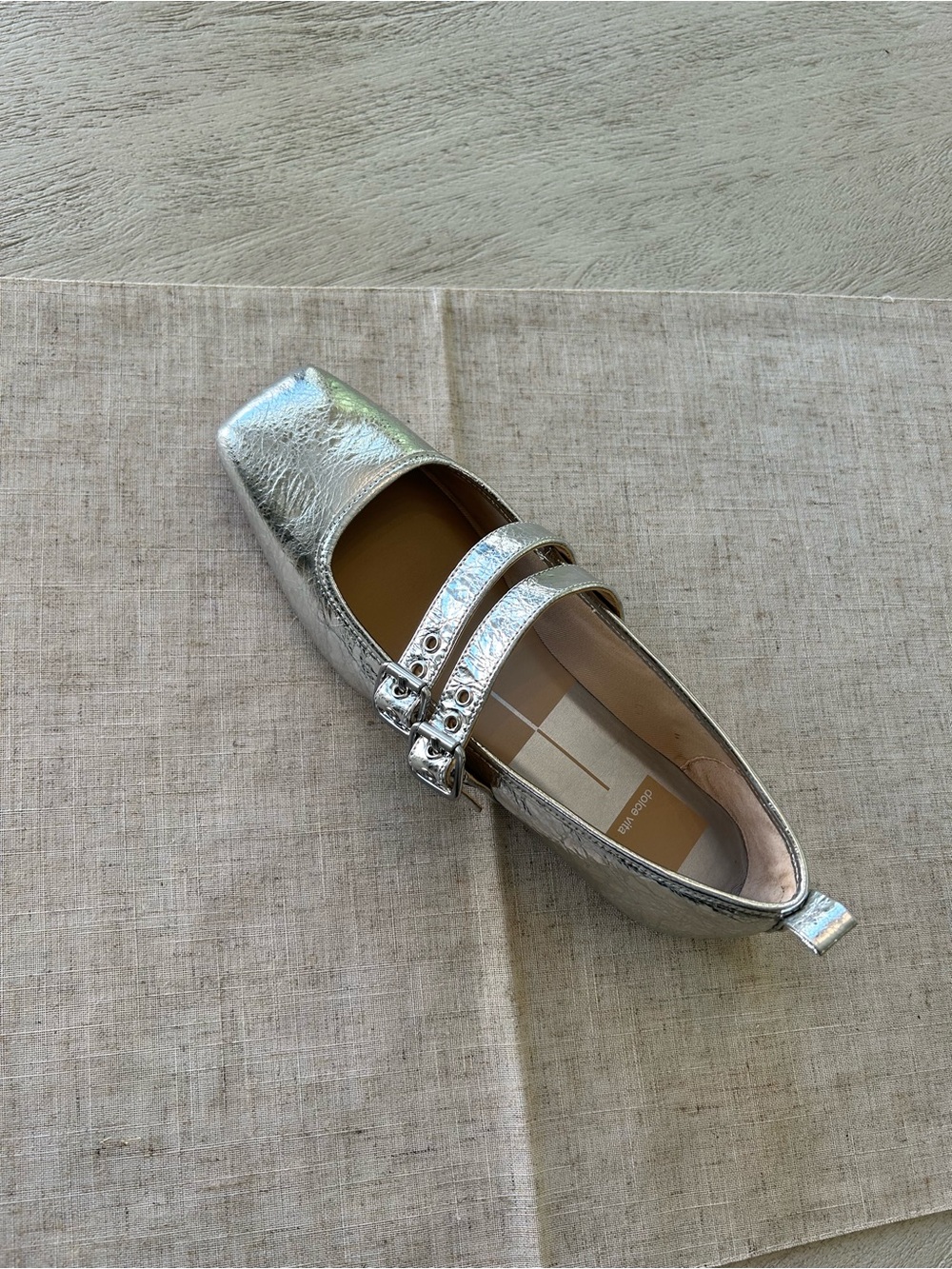 Dolce Vita Ashlyn Silver Metallic Distressed Leather Double Strap flat, Size 9.5